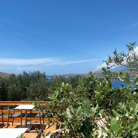 D Boutique Hotel Qeparo